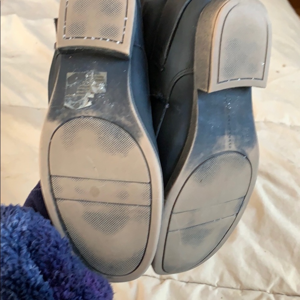 Woman’s boot - Picture 4 of 5